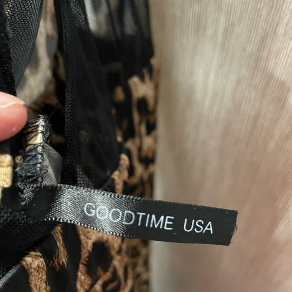 Summer jump suit Leopard print size Medium - Picture 6 of 12